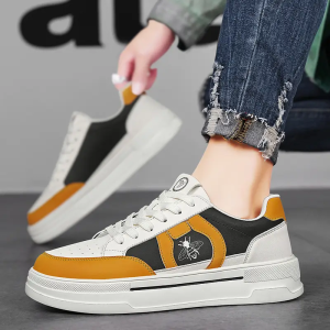 FASHIONABLE AND PERSONALIZED SNEAKERS